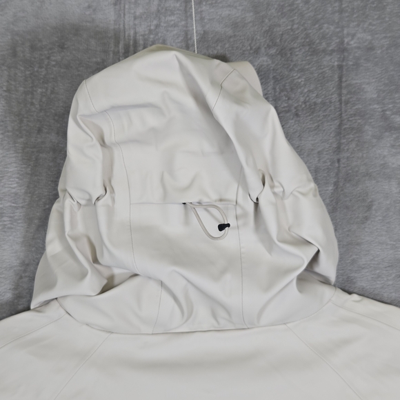 Varley Kirsten Women's Medium Cream Hooded Rain Jacket - Picture 12 of 14